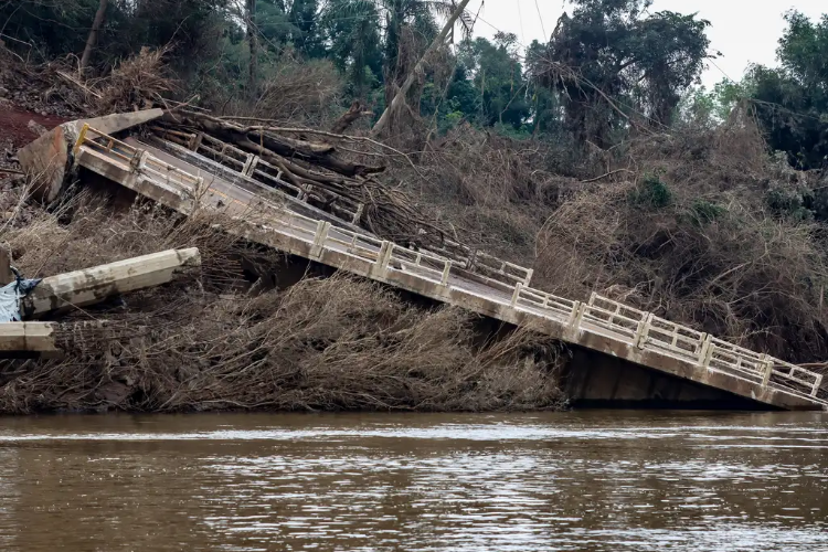 No momento, você está visualizando Clima extremo amplia desafios para infraestrutura e operações de transporte