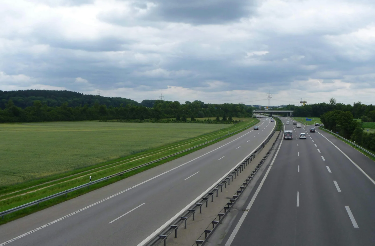 No momento, você está visualizando Orçamento para rodovias federais de SC e fim da escala 6X1 preocupam setor produtivo