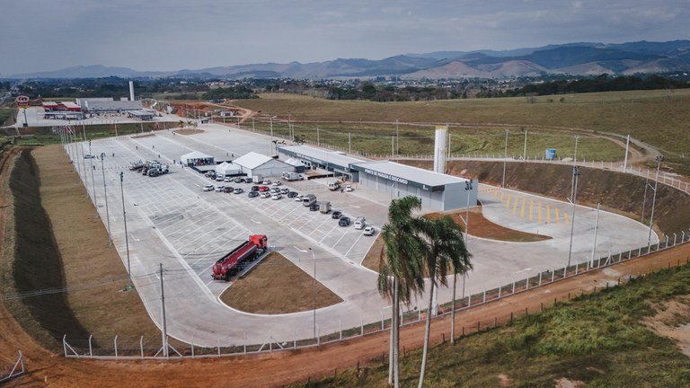No momento, você está visualizando Entram em vigor novas regras para os pontos de parada dos caminhoneiros