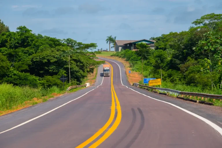 Leia mais sobre o artigo Governo estima metade das rodovias federais sob gestão privada em 2030