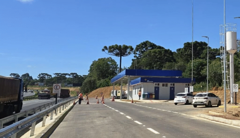 Leia mais sobre o artigo Concessionária do Paraná divulga locais com parada segura nas rodovias