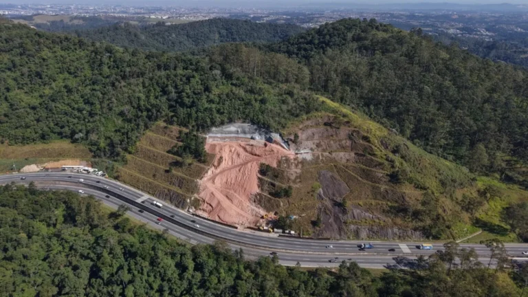 Leia mais sobre o artigo Operação El Niño: rodovias de São Paulo passam por obras para prevenir riscos aos motoristas